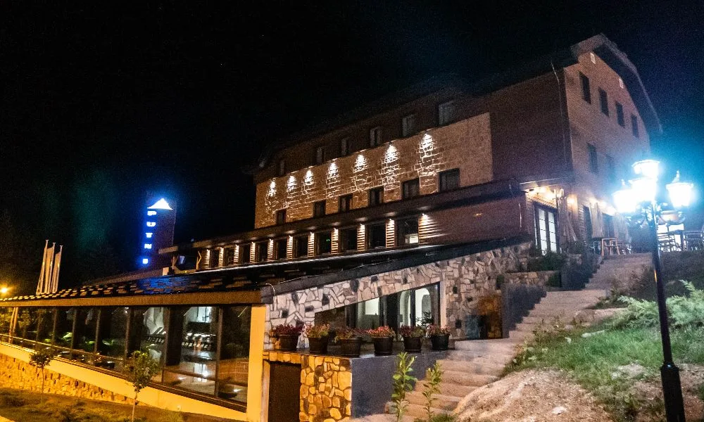 Hotel Putnik 4*  Kopaonik